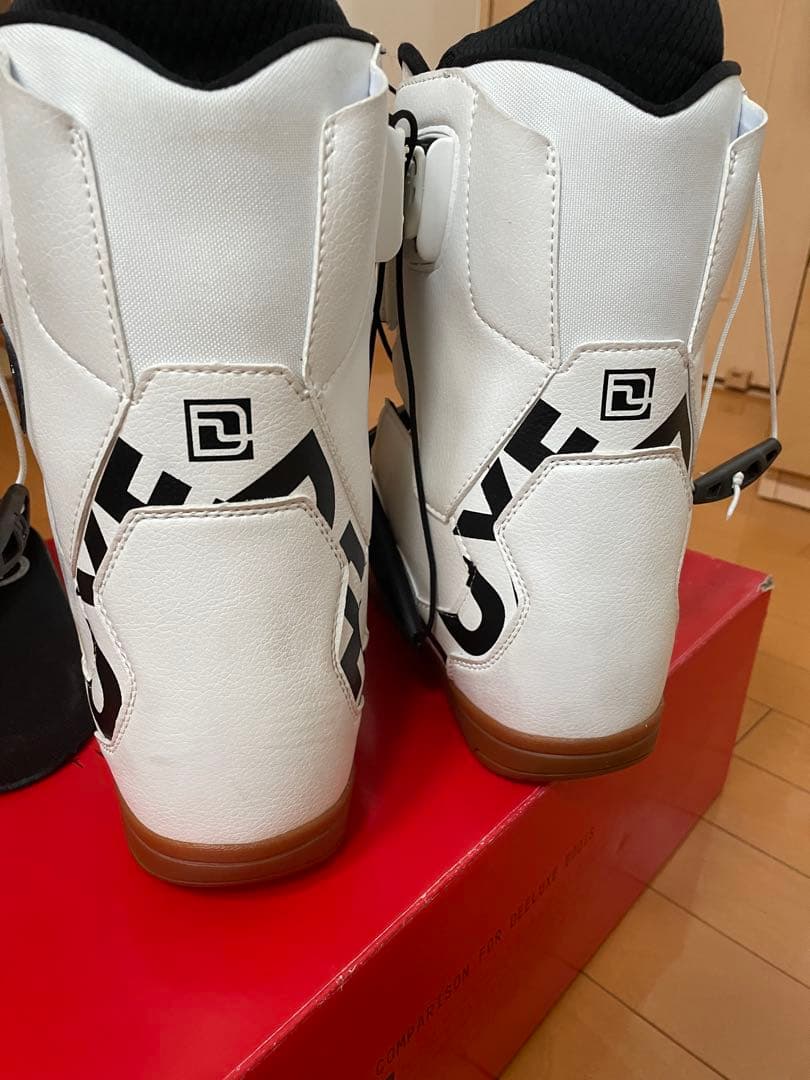 DEELUXE TEAM ID LTD. LARA ホワイト 23.5cm