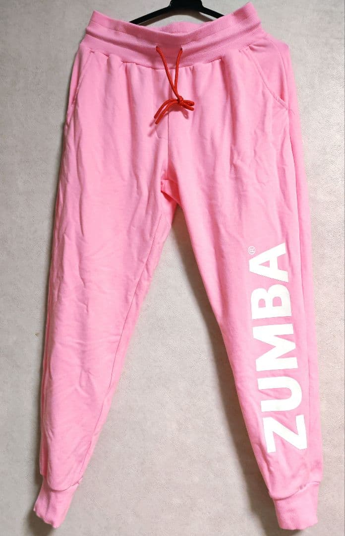 【正規品】ZUMBA バレンタイン パンツ Tシャツ　バンダナ★ピンク色USED