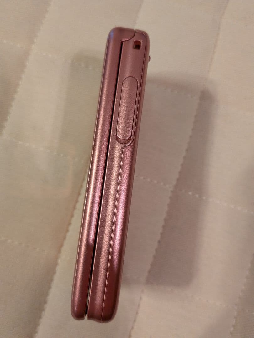 docomo らくらくホン F-02J ピンク 充電器付き