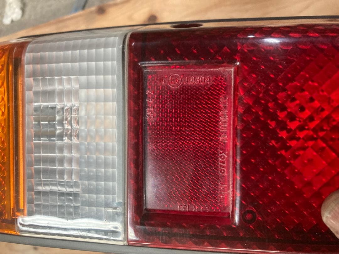 ランドクルーザー71 73 純正テールランプ 左右TOYOTA ランクル70