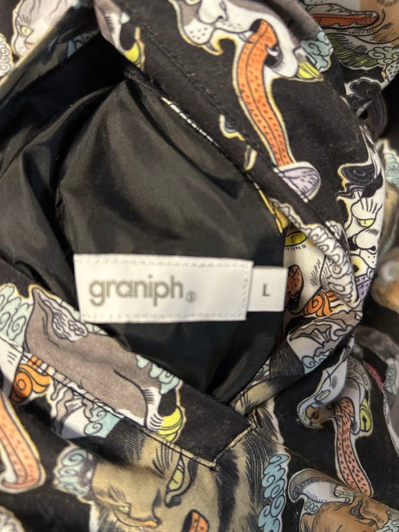 男女兼用 グラニフ 石黒亜矢子 猫舌茸 ブルゾン リバーシブル 化け猫 Lサイズ