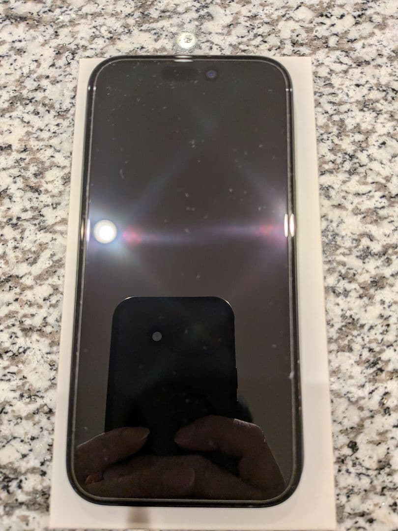 【週末限定】iPhone 15 ブラック 256GB 超美品【スピード発送】