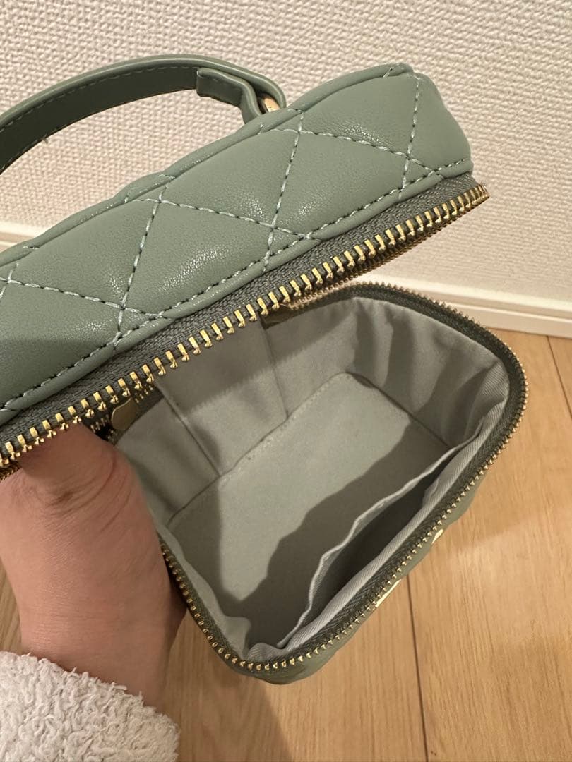 Darich キルティングスクエアミニバッグ バニティ　ダーリッチ