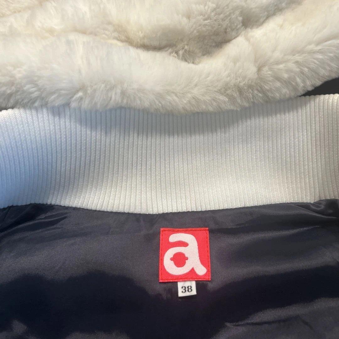 ネイビーフード付き　中綿　ダウン セットアップ　Mサイズ