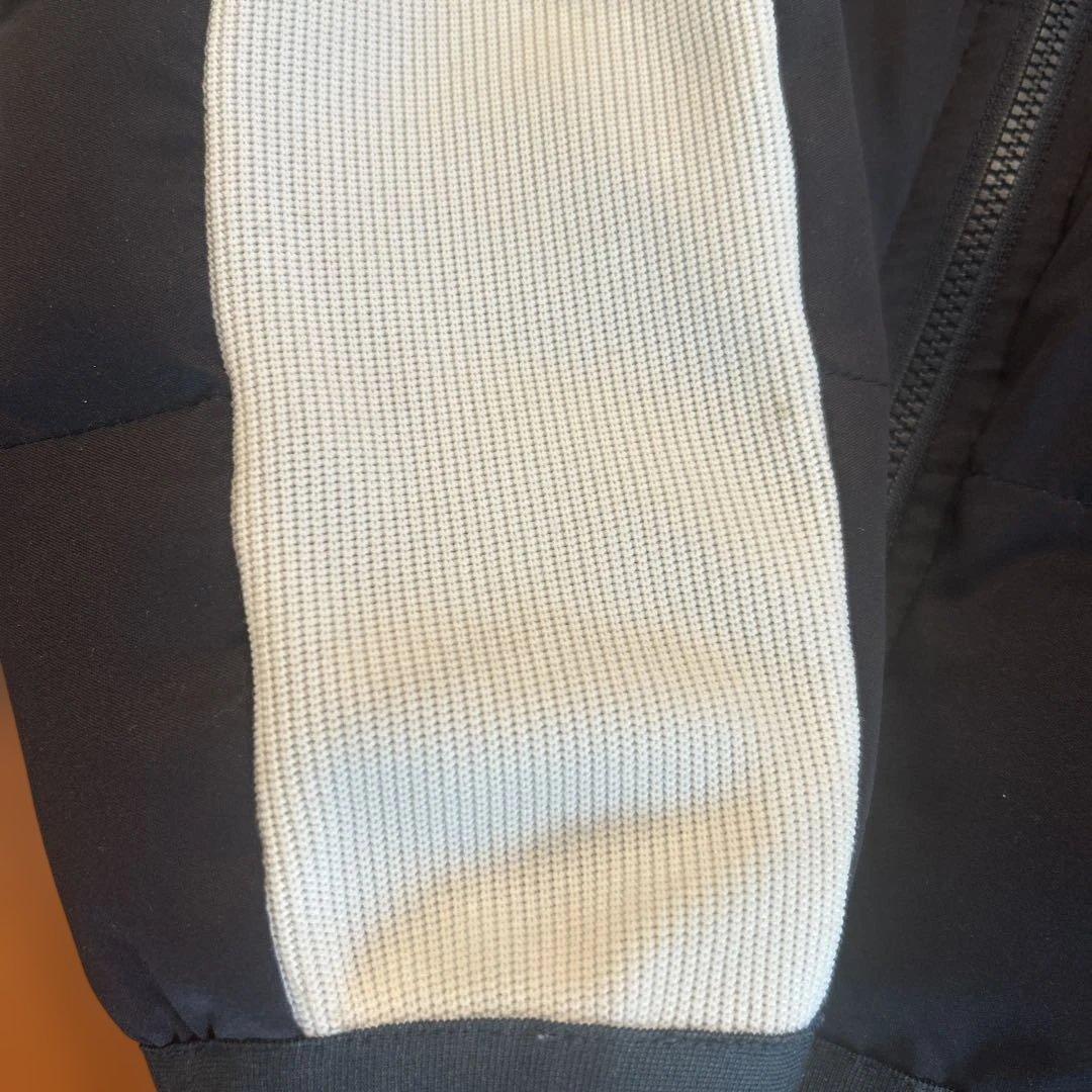 ネイビーフード付き　中綿　ダウン セットアップ　Mサイズ