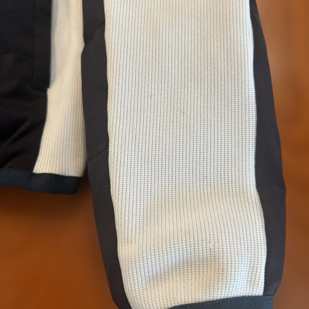 ネイビーフード付き　中綿　ダウン セットアップ　Mサイズ