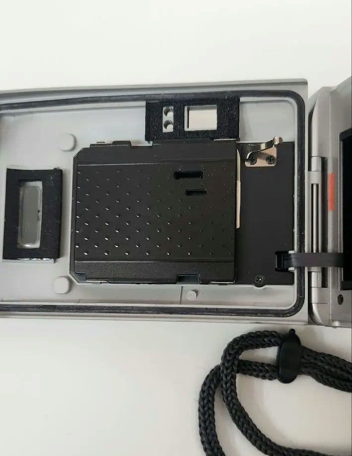 フィルムカメラ KYOCERA TPROOF Carl Zeiss Tessar 3.5/35