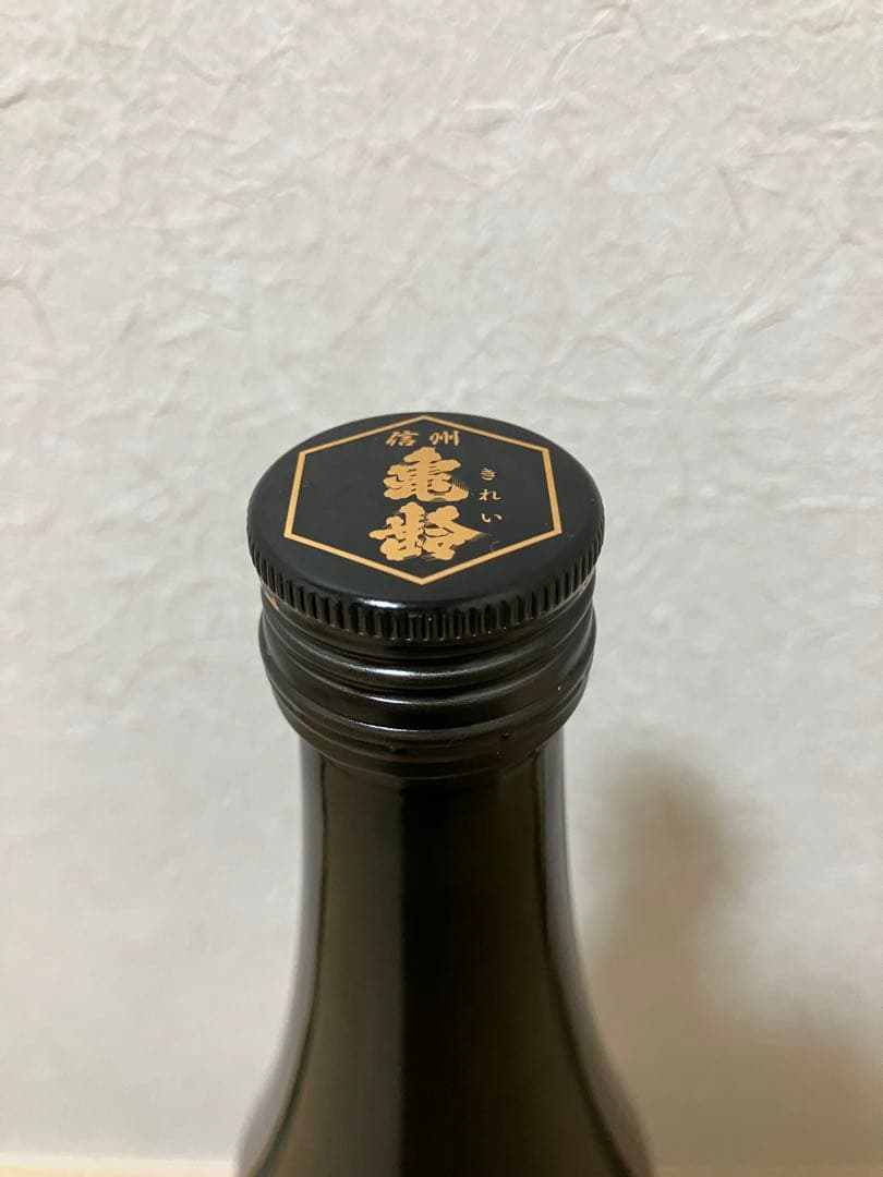 亀齢 銀亀　720ml 製造年月: 2026年1月