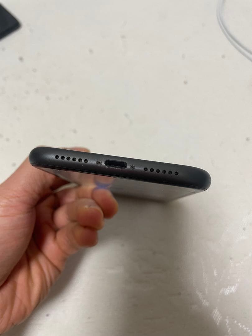 Apple iPhone 11 64GB simフリー