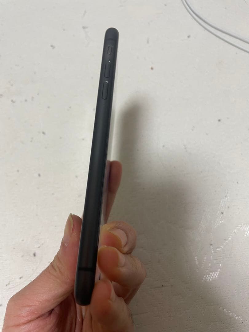 Apple iPhone 11 64GB simフリー