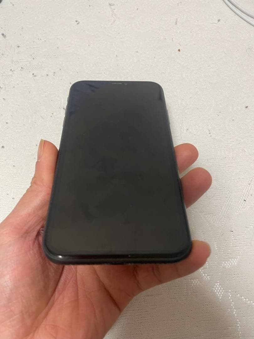 Apple iPhone 11 64GB simフリー