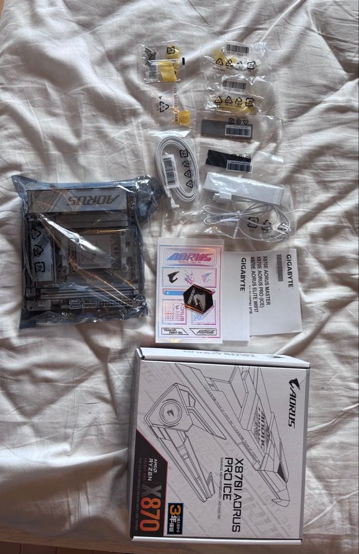 マザーボード GIGABYTE X870I AORUS PRO ICE