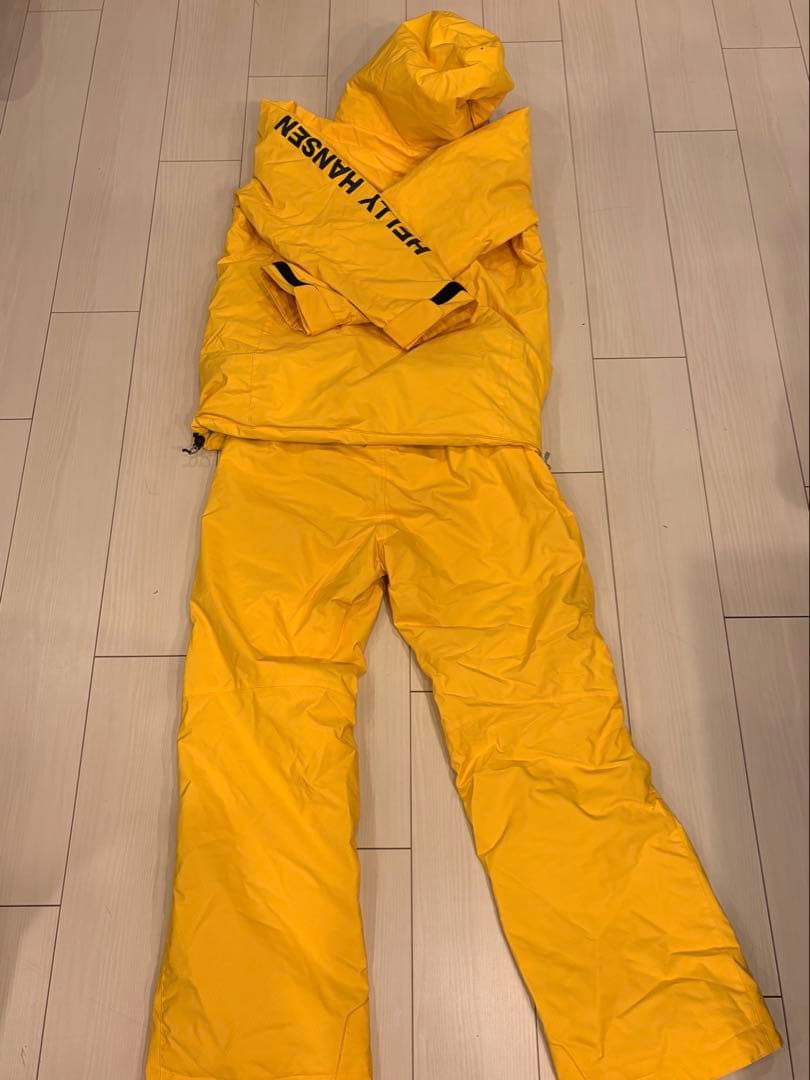 Helly Hansen スキーウェアセット