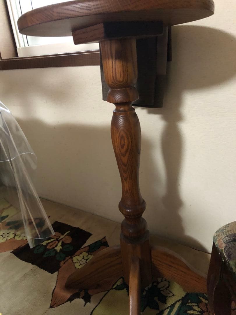 アンティーク　美品木製テーブルお値下げしました