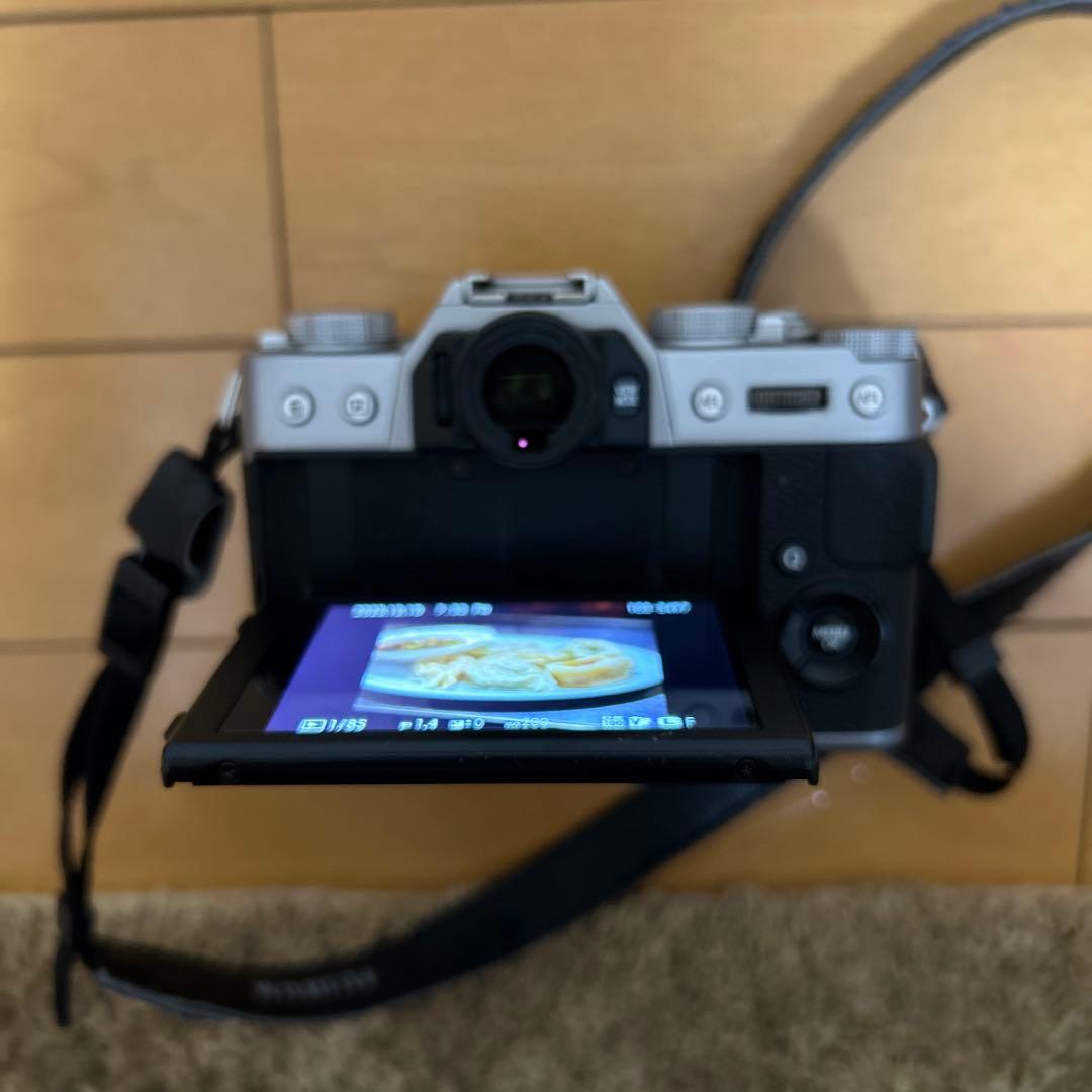 Fujifilm X-T20 XF35mmF1.4R ミラーレス一眼 レンズ