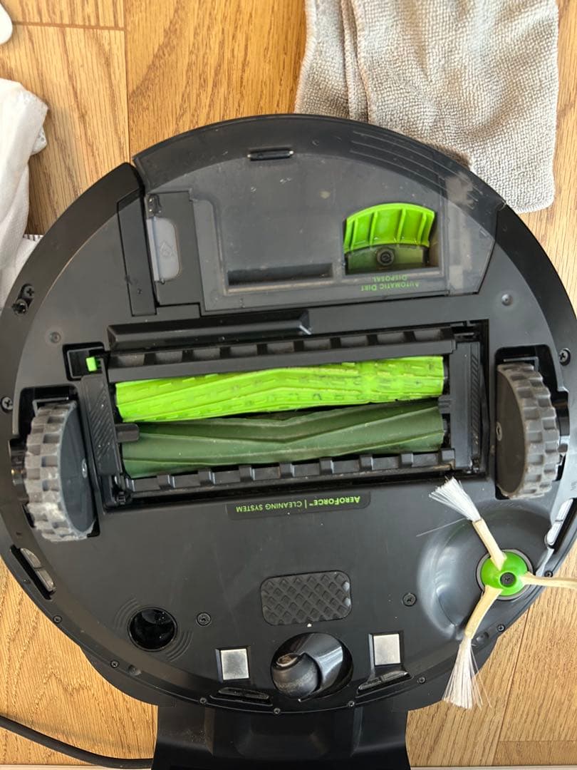 新品パーツ多数　ルンバ i3+ ロボット掃除機 アイロボット クリーンベース