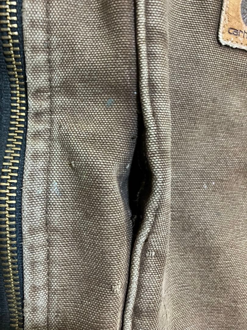 カーハート　ダックベスト　usa製　フェード　ボロ　ダークブラウン　中綿