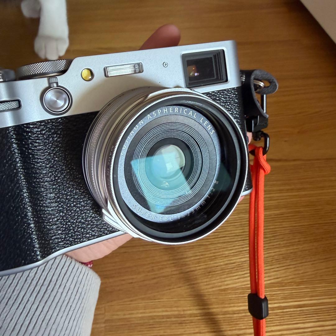Fujifilm X100vi コンパクトデジタルカメラ　※箱無し