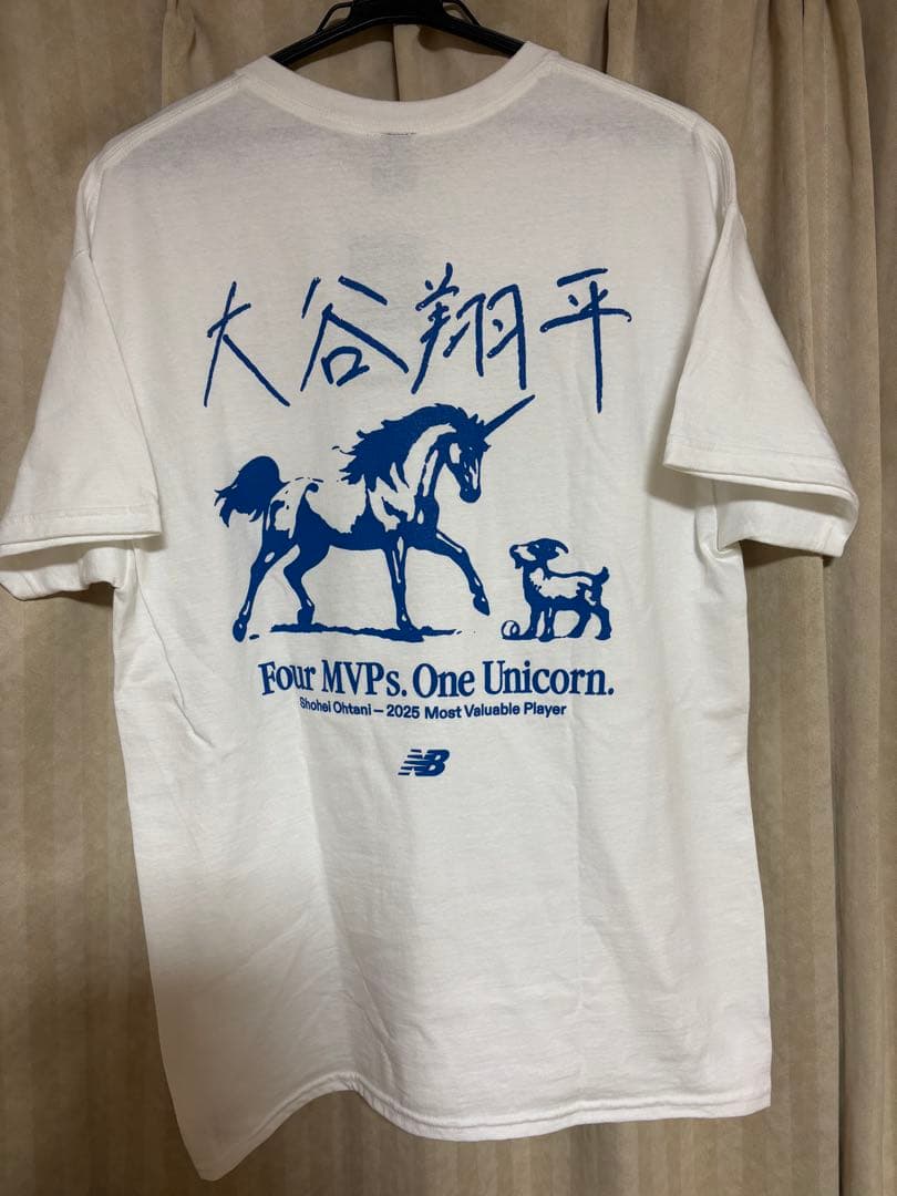 【新品】大谷翔平 ユニコーン 限定グラフィックTシャツ　L、白➕スポニチ号外