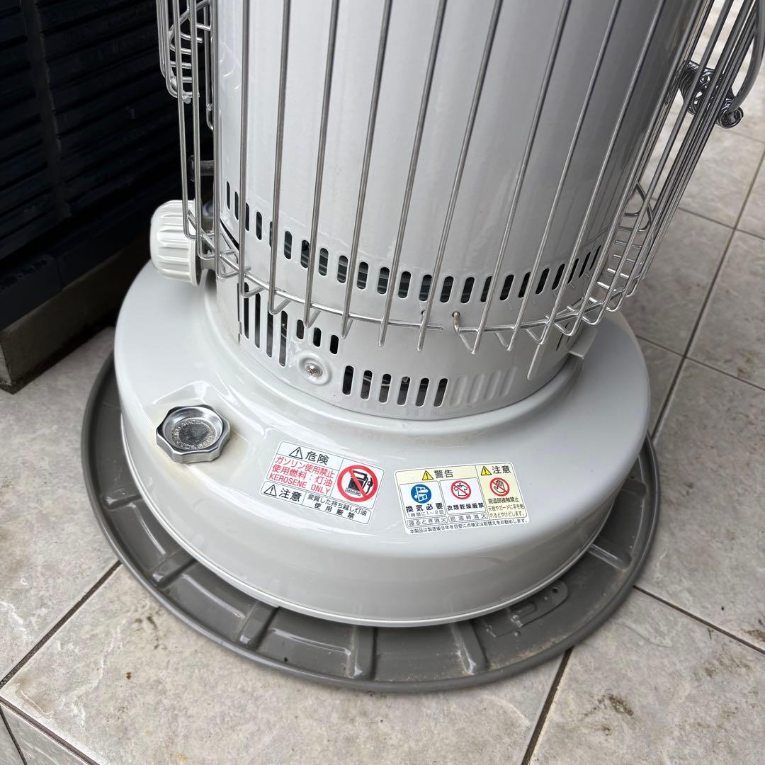 【SALE】TOYOTOMI ポータブル石油ファンヒーター KS-67H