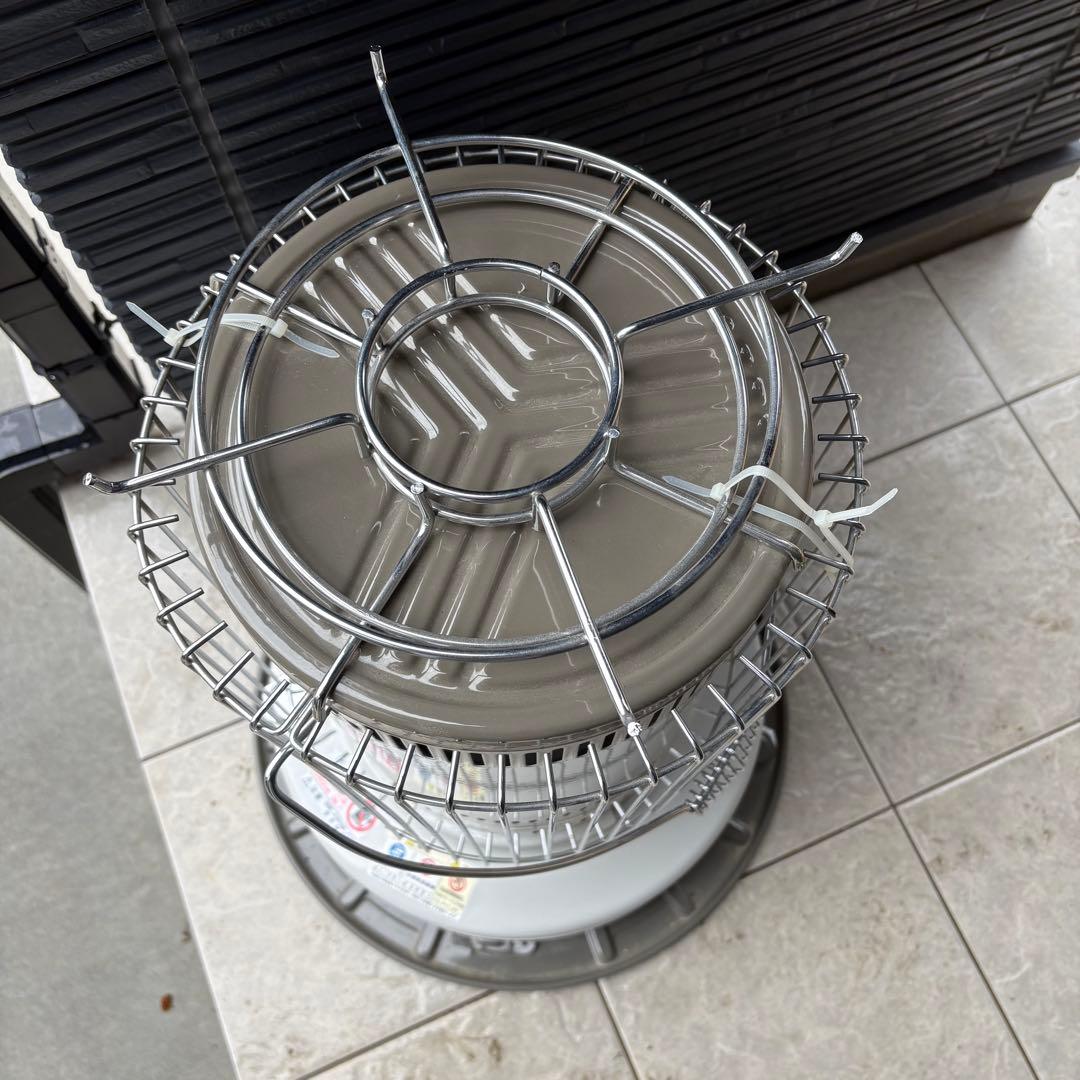 【SALE】TOYOTOMI ポータブル石油ファンヒーター KS-67H