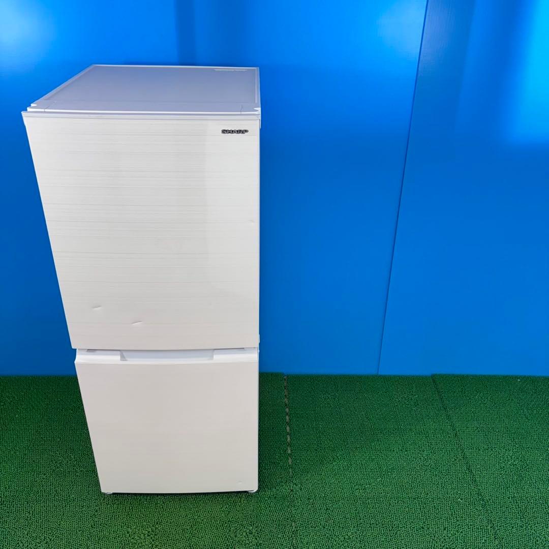 737 SHARP 付け替えどっちもドア　冷蔵庫　100L強　小型　一人暮らし