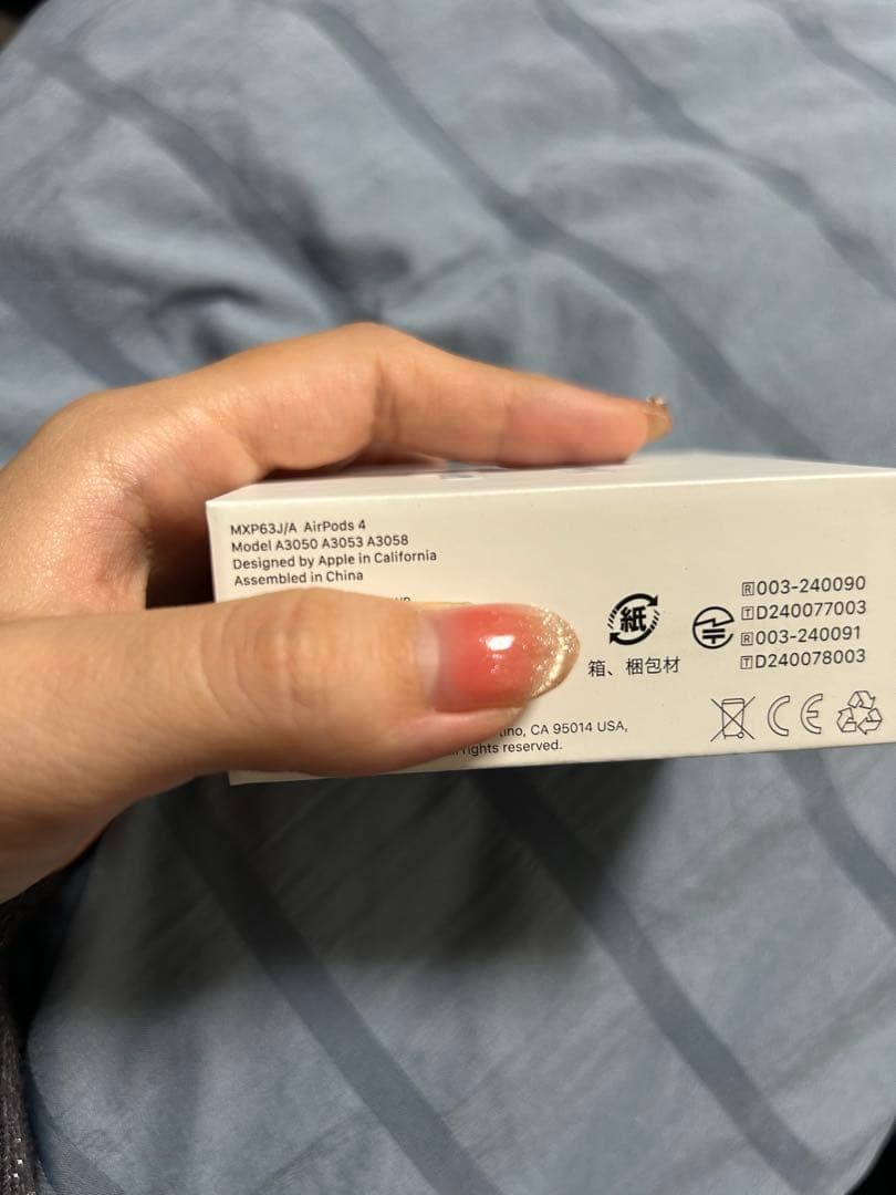 新品未開封★AirPods第4世代★ノイズキャンセリング非搭載【正規品】