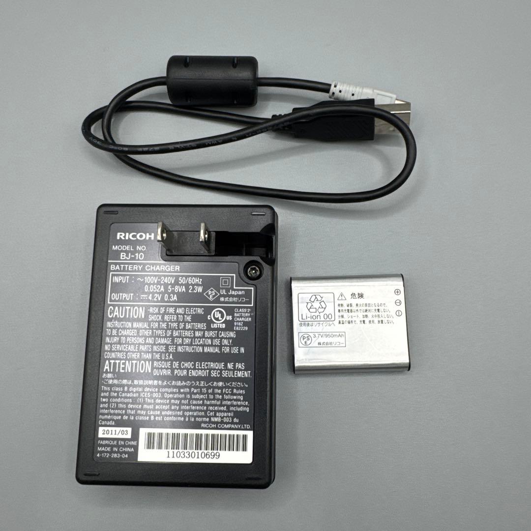 B195 RICOH CX5 コンパクト デジタル カメラ デジカメ コンデジ