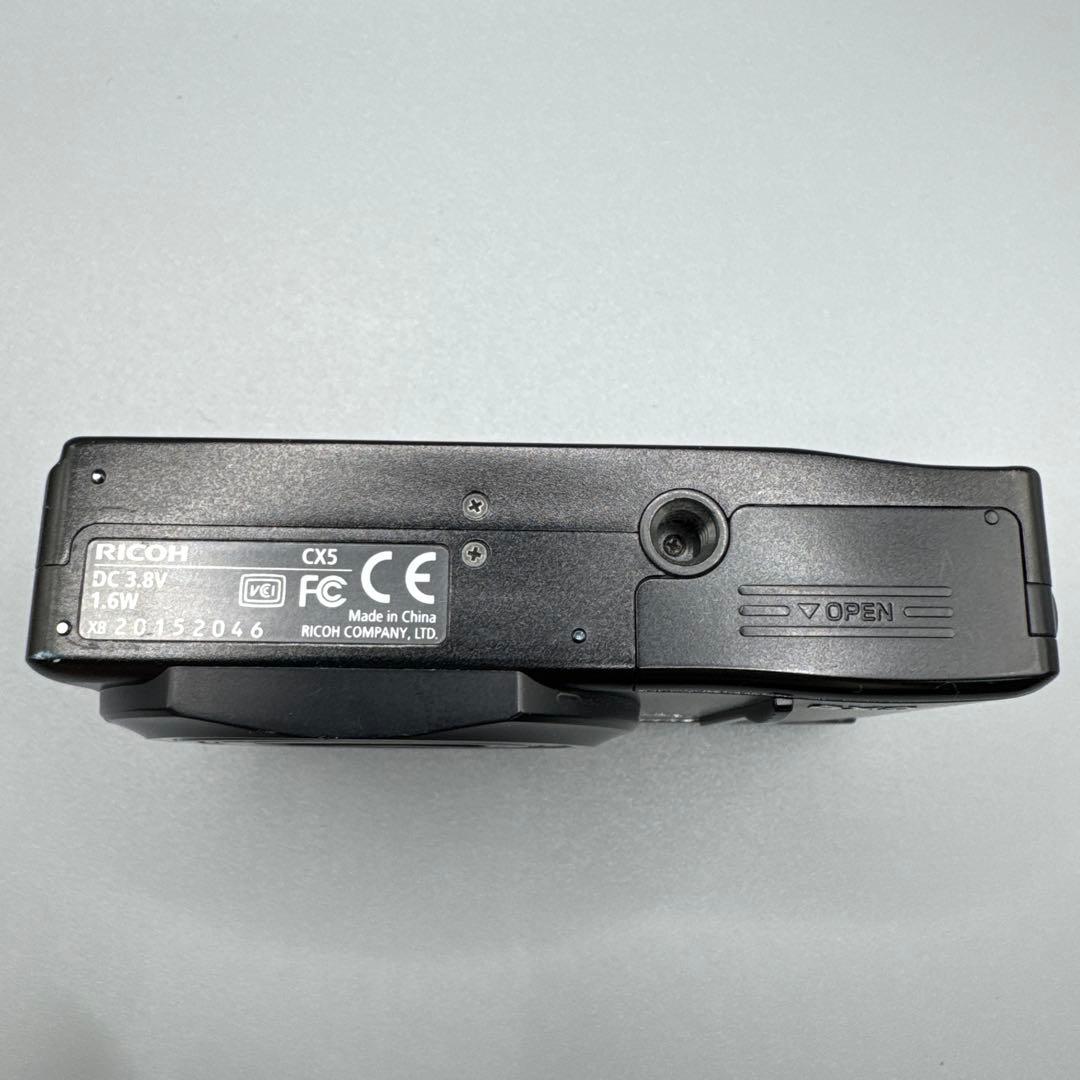 B195 RICOH CX5 コンパクト デジタル カメラ デジカメ コンデジ