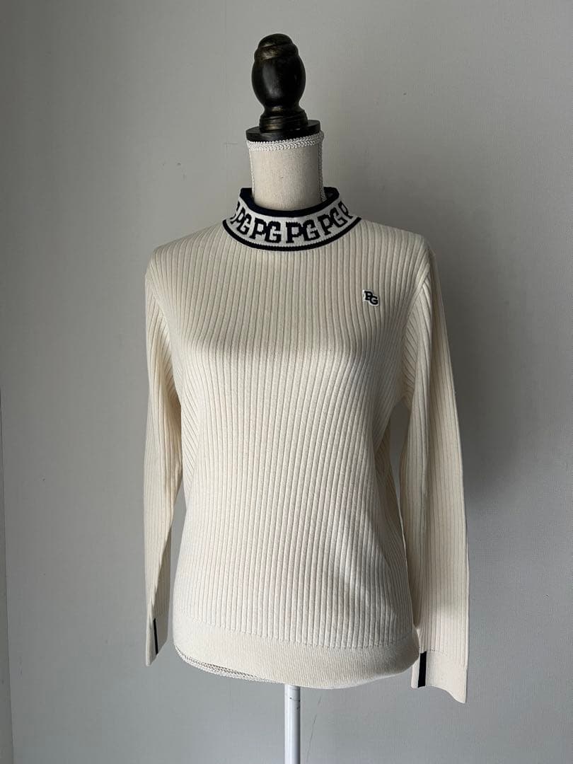 パーリーゲイツ　ウールカシミアホワイトロゴセーター