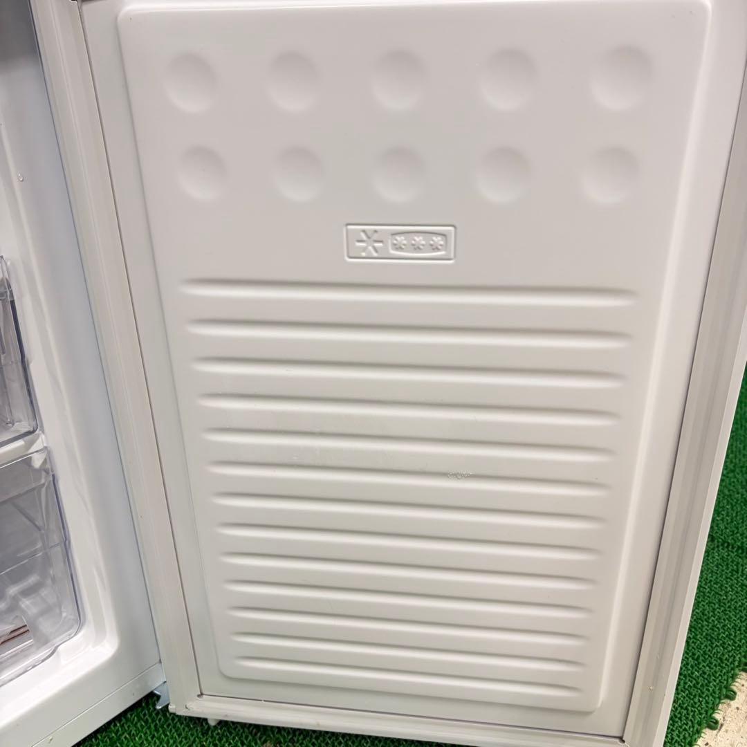 650ホワイト　2024年製　冷蔵庫　140L 小型　一人暮らし　2ドア　右開き