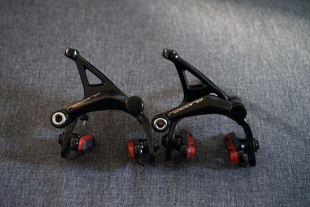 Campagnolo Record キャリパーブレーキ ブラック/レッド