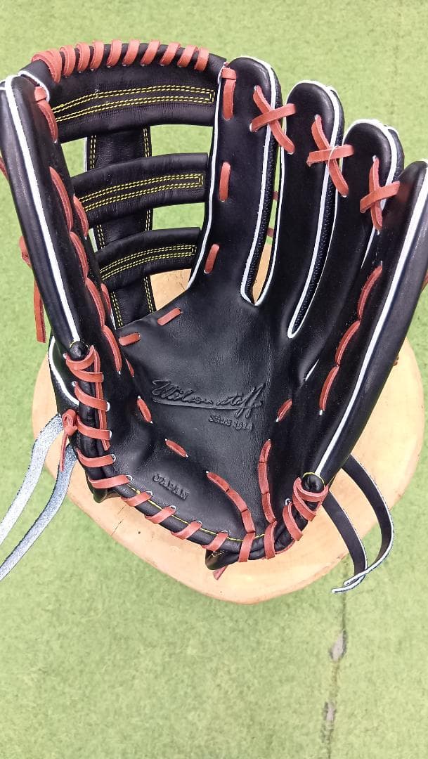Wilson 硬式グローブ ブラック　新品