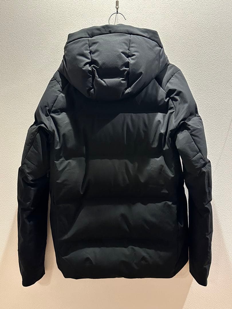 水沢ダウン　マウンテニア