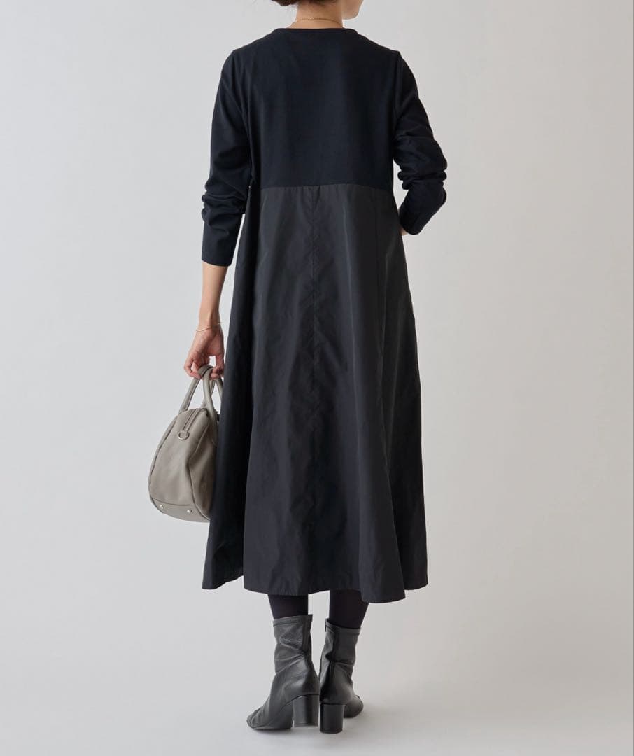 ビアズリー　ドッキングフレアワンピース