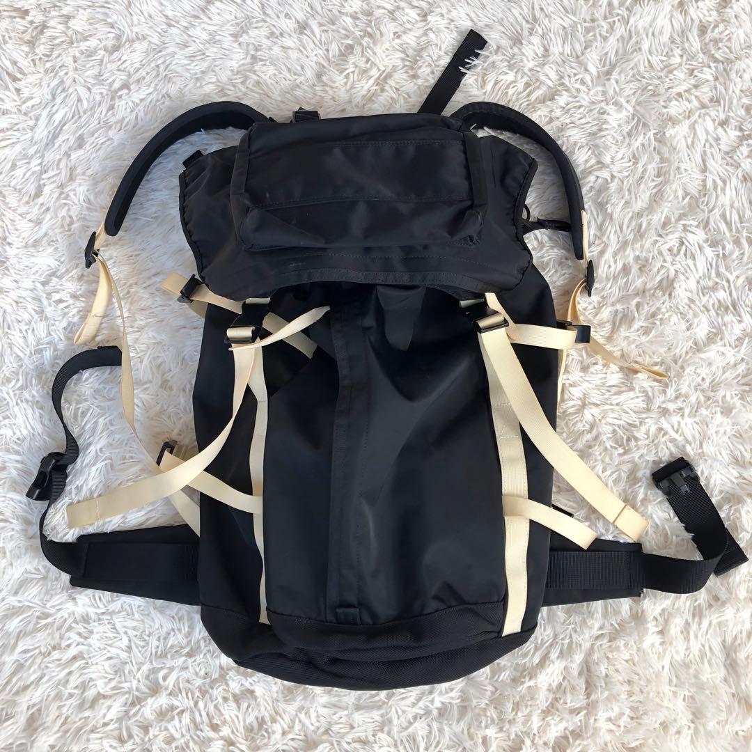 HEADPORTERヘッドポーター　シャチリュックバックパックブラック黒