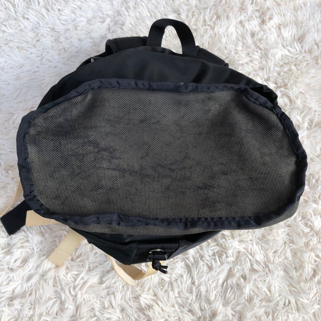HEADPORTERヘッドポーター　シャチリュックバックパックブラック黒