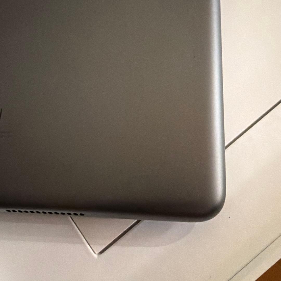 iPad 第9世代　64GB