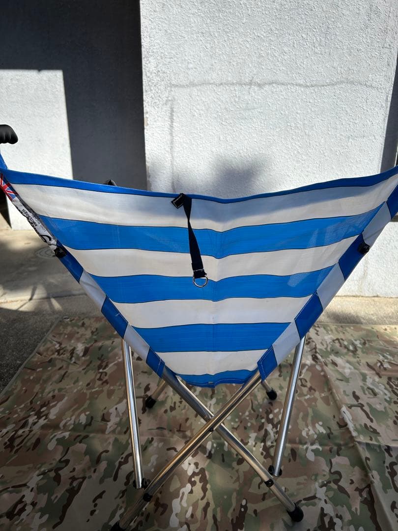 ガダバウトチェア青×白ストライプ