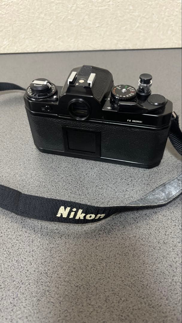 一眼レフカメラNikon FE 43-86mmレンズ付き　。モータードライブ。