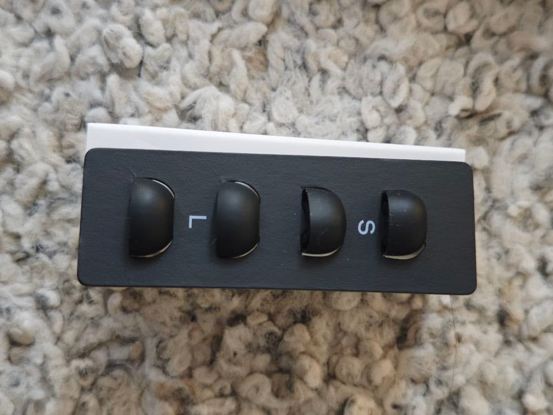 Nothing Ear ワイヤレスイヤホン 2024年型