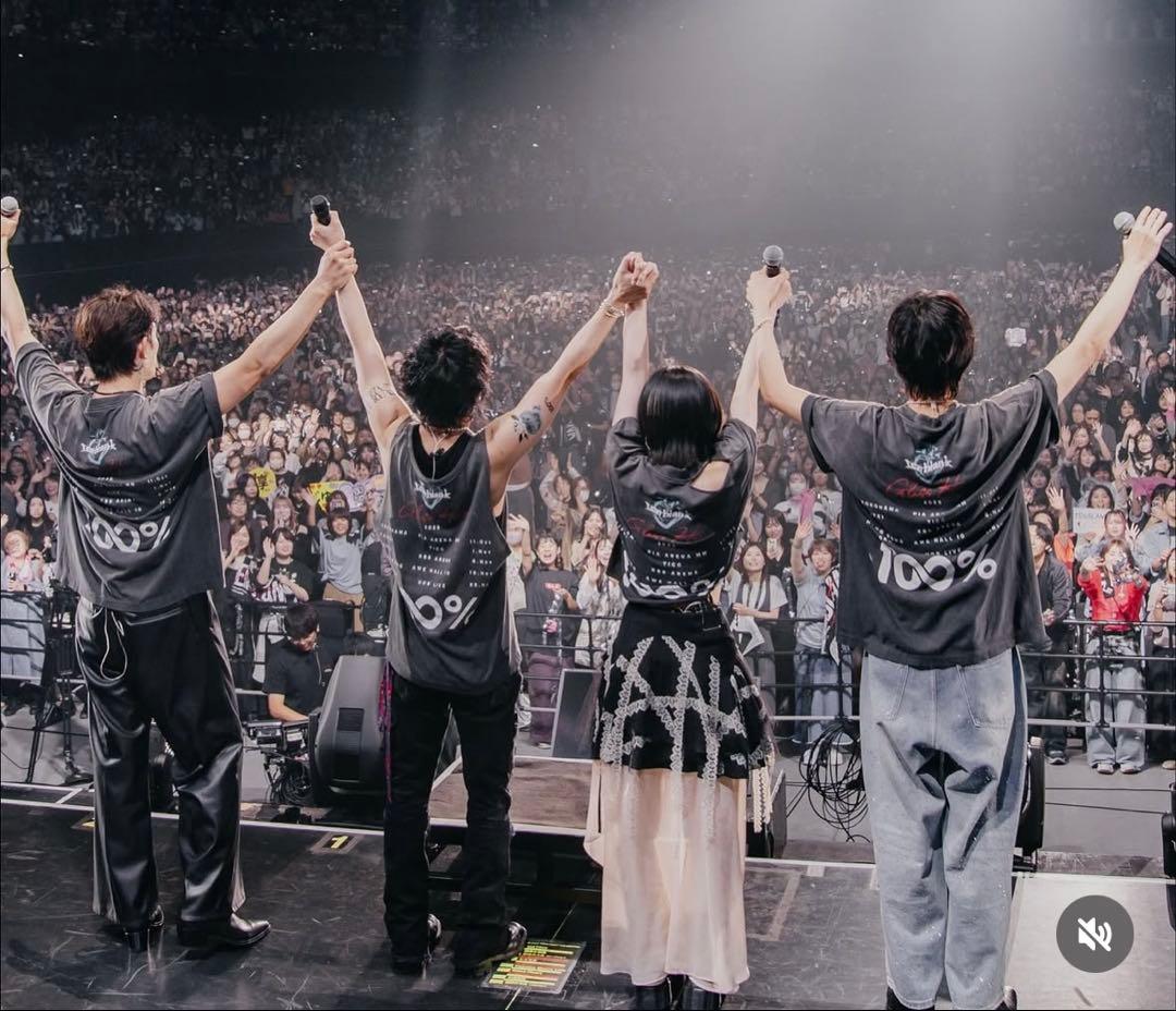 新品　グラスハート　TENBLANK　セント マイケル　コラボ パーカー　L