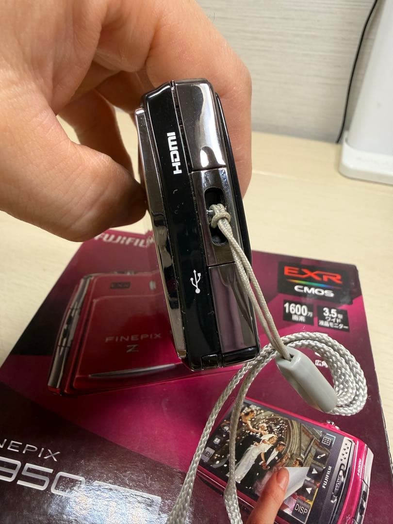 FUJIFILM FINEPIX Z950 EXR 富士フイルム