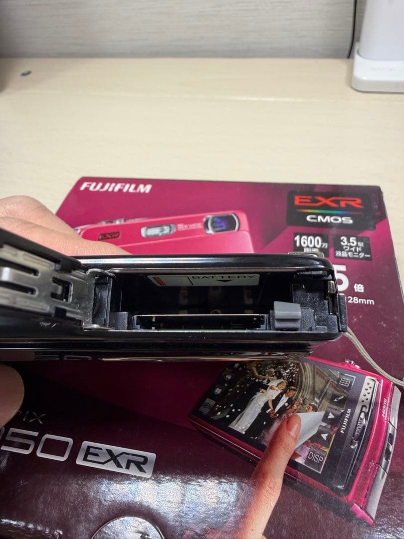 FUJIFILM FINEPIX Z950 EXR 富士フイルム