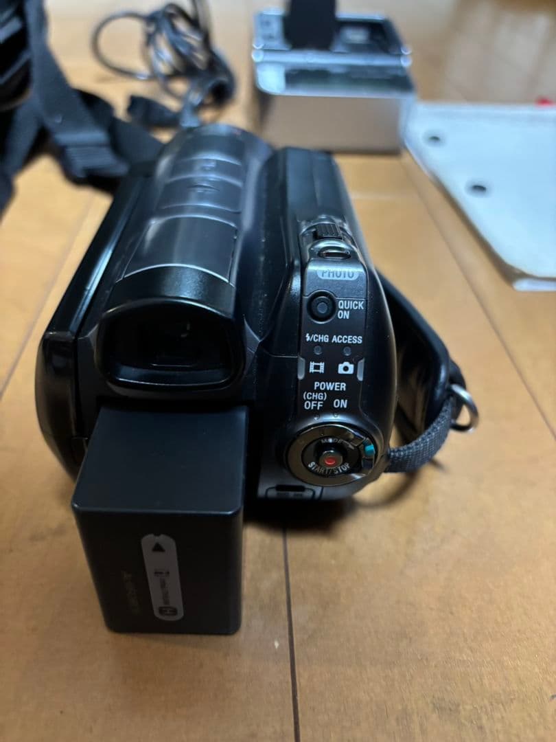 Sony HANDYCAM HDR-SR12 ビデオカメラ 本体