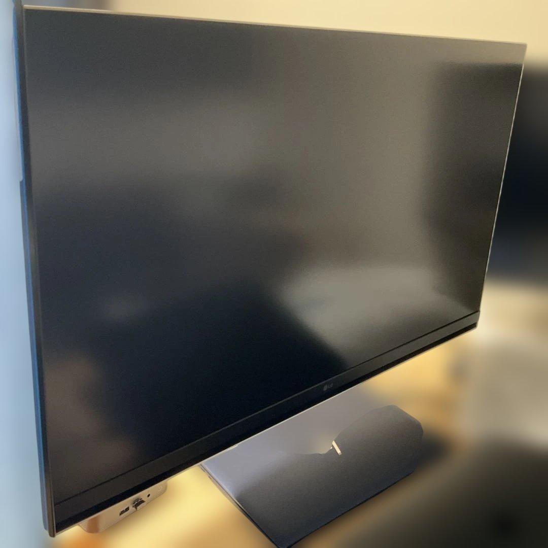 LG 32SQ780S-W 31.5インチ 4Kスマートモニター