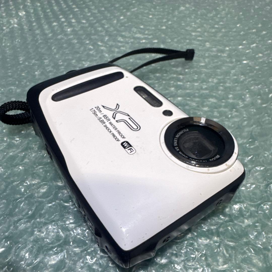 最終値下げ！【防水・耐衝撃・軽量】FUJIFILM FinePix XP130