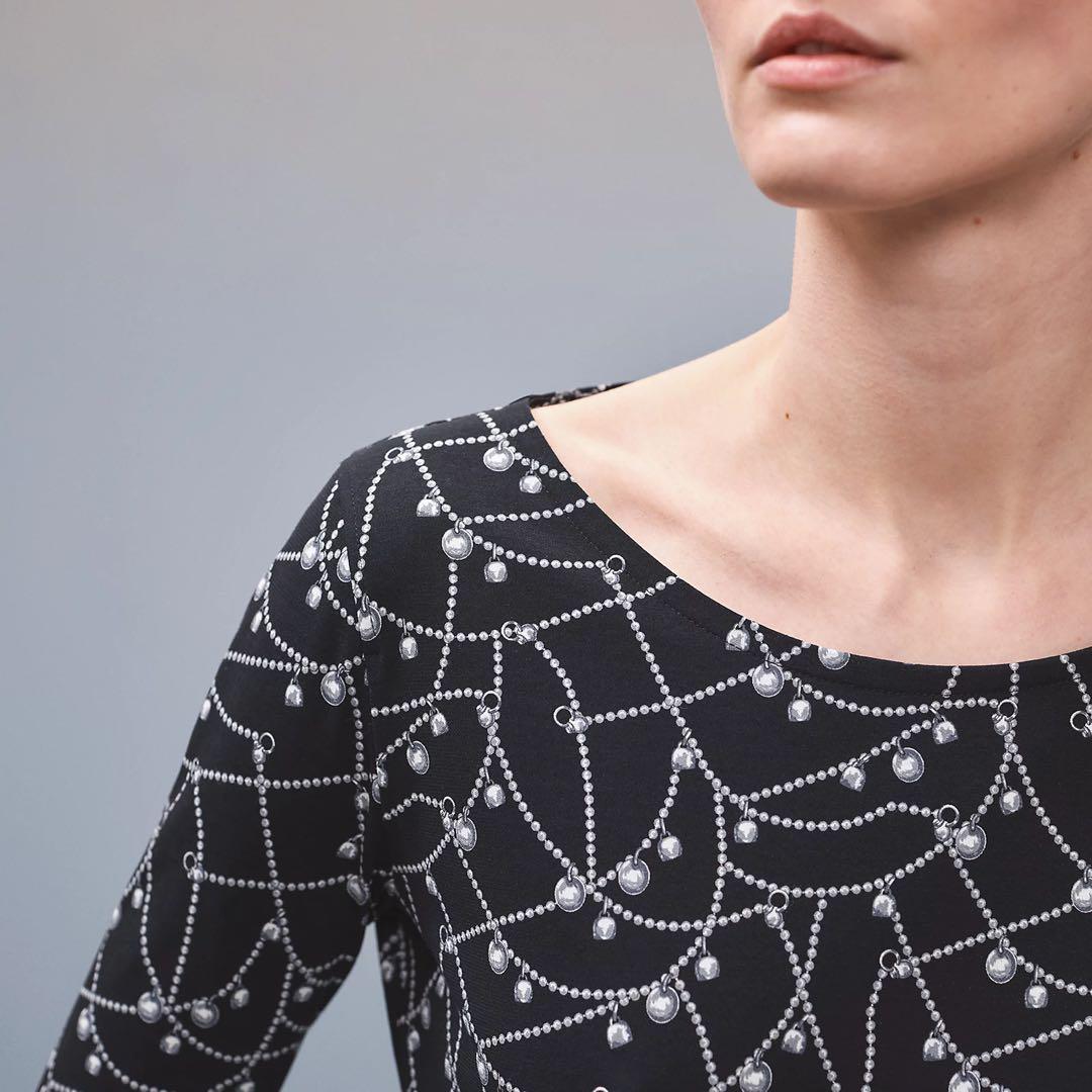 新品タグ付　HERMESワンピース　クルーネック　ブラック