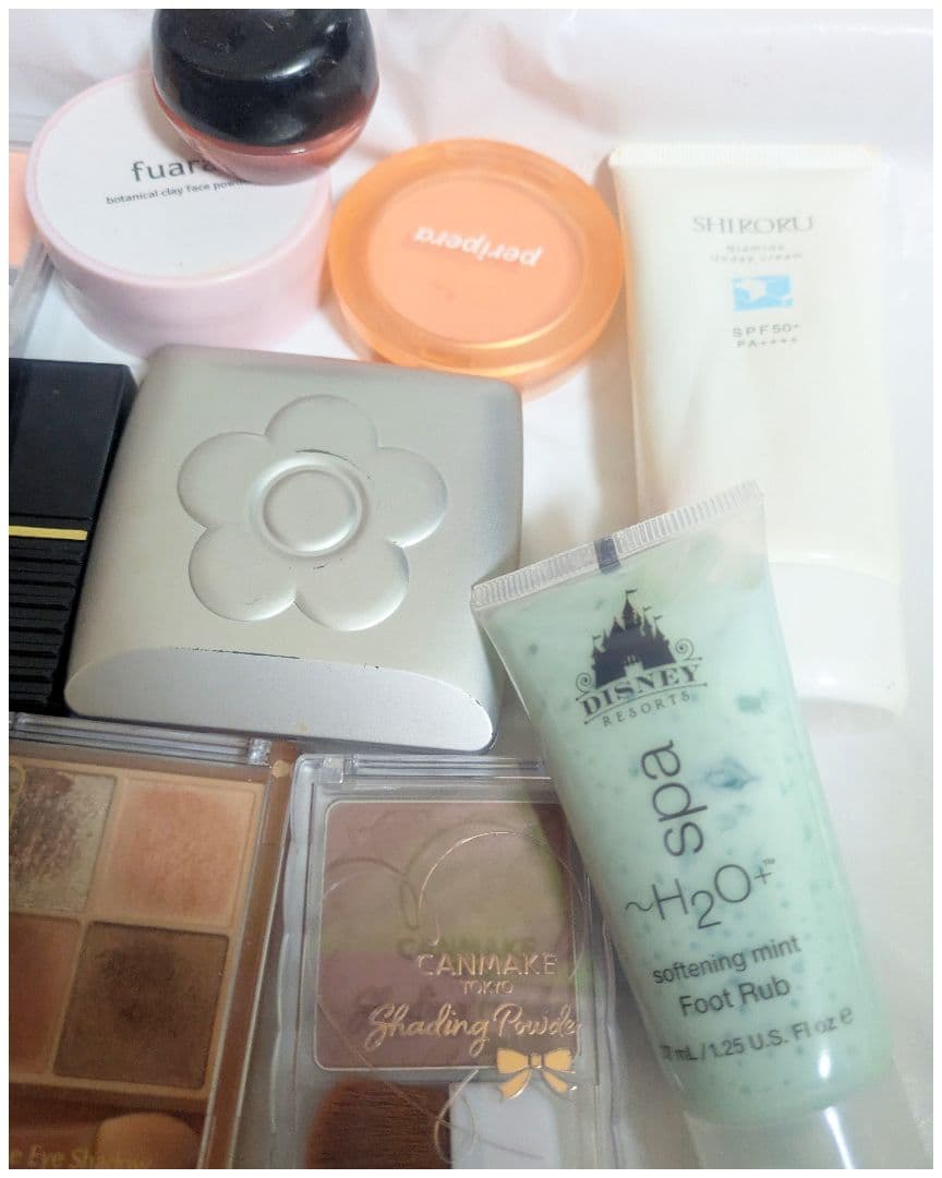 ま*み様 19 てんこ盛り 超大量!! 化粧品 大量まとめ売り コスメセット 見