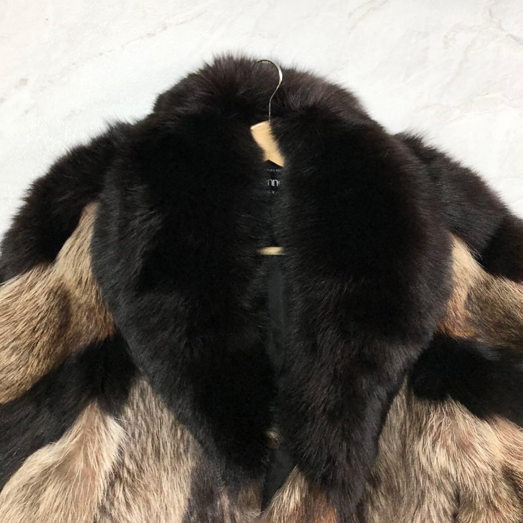 希少✨シルバーフォックス 本毛皮 リアルファーコート デザイン ボリューム◎